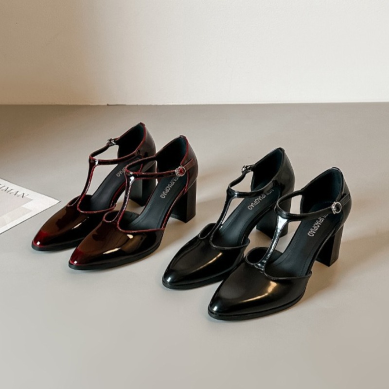 Sandálias Femininas Mary Jane  - Leather Classic Strap avaliação e preço